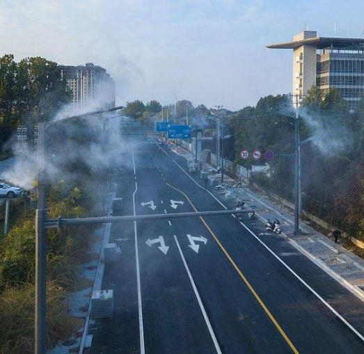 Fog removal system of light pole