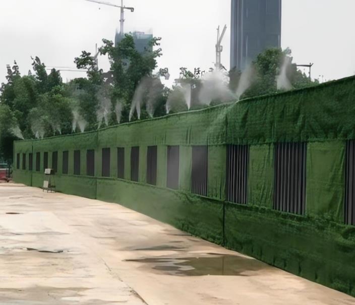 Construction site enclosure misting system
